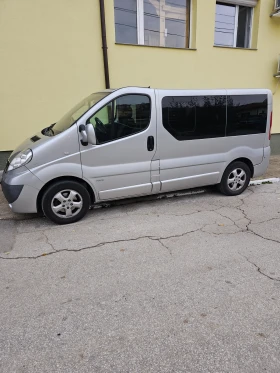 Обява за продажба на Opel Vivaro 2.5 dci, 146k.s , 8+ 1места ~9 999 лв. - изображение 1