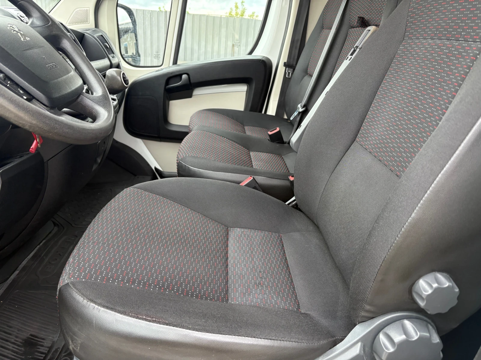 Peugeot Boxer Самосвал-Тристранен-Клима, снимка 10 - Бусове и автобуси - 54376354