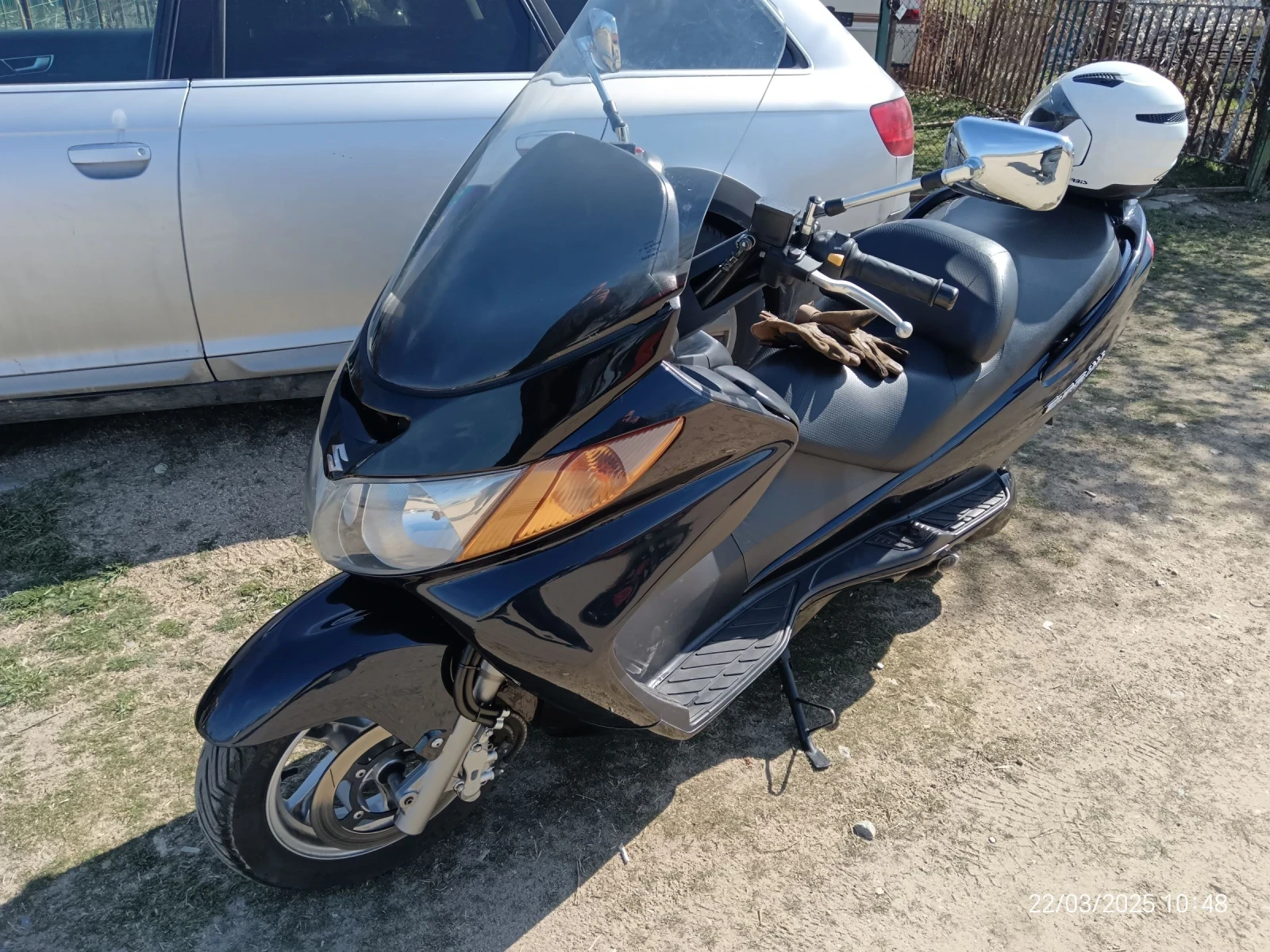 Suzuki Burgman 400 - изображение 7