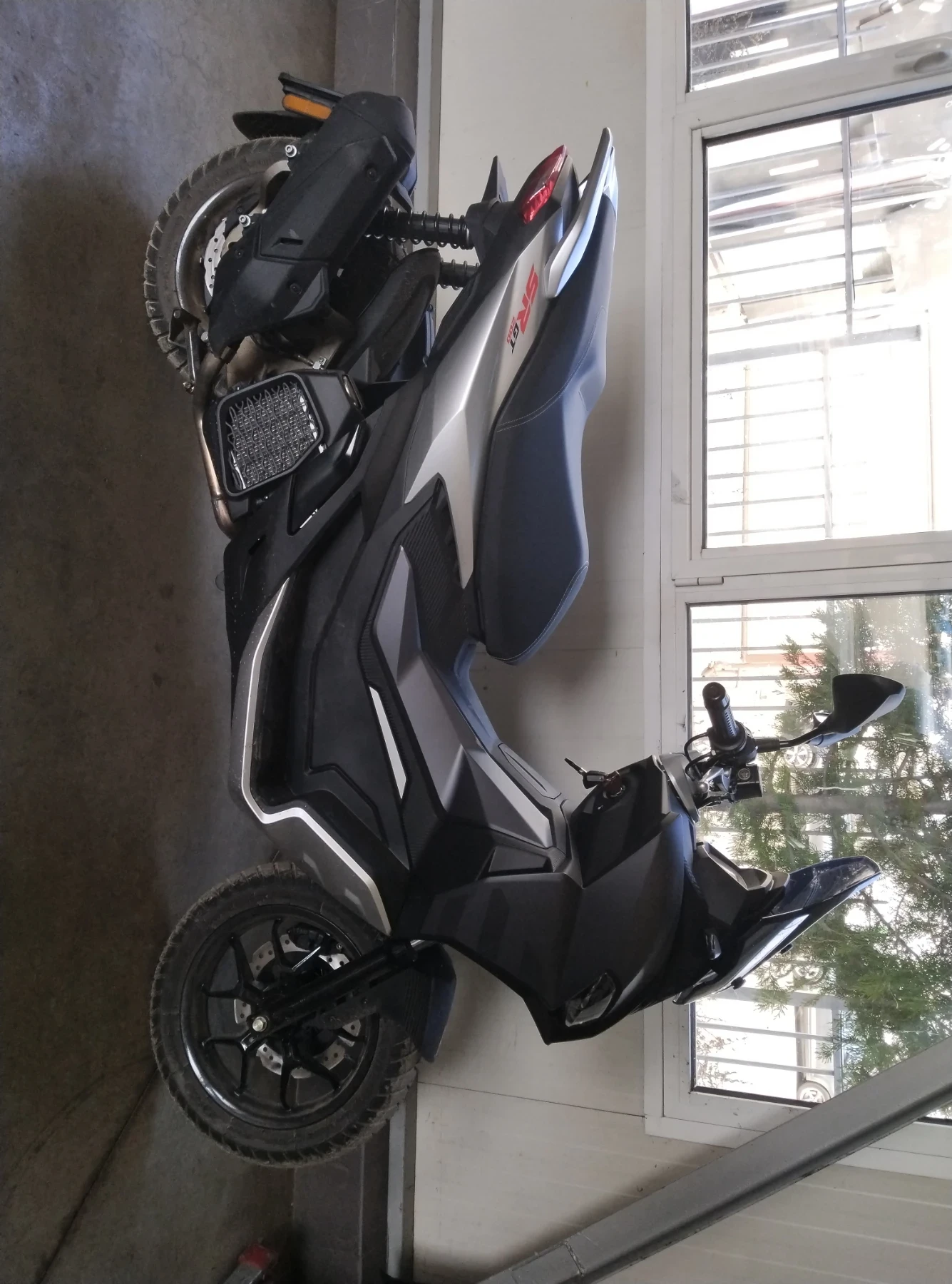 Aprilia Sr 200gt, снимка 2 - Мотоциклети и мототехника - 53886294