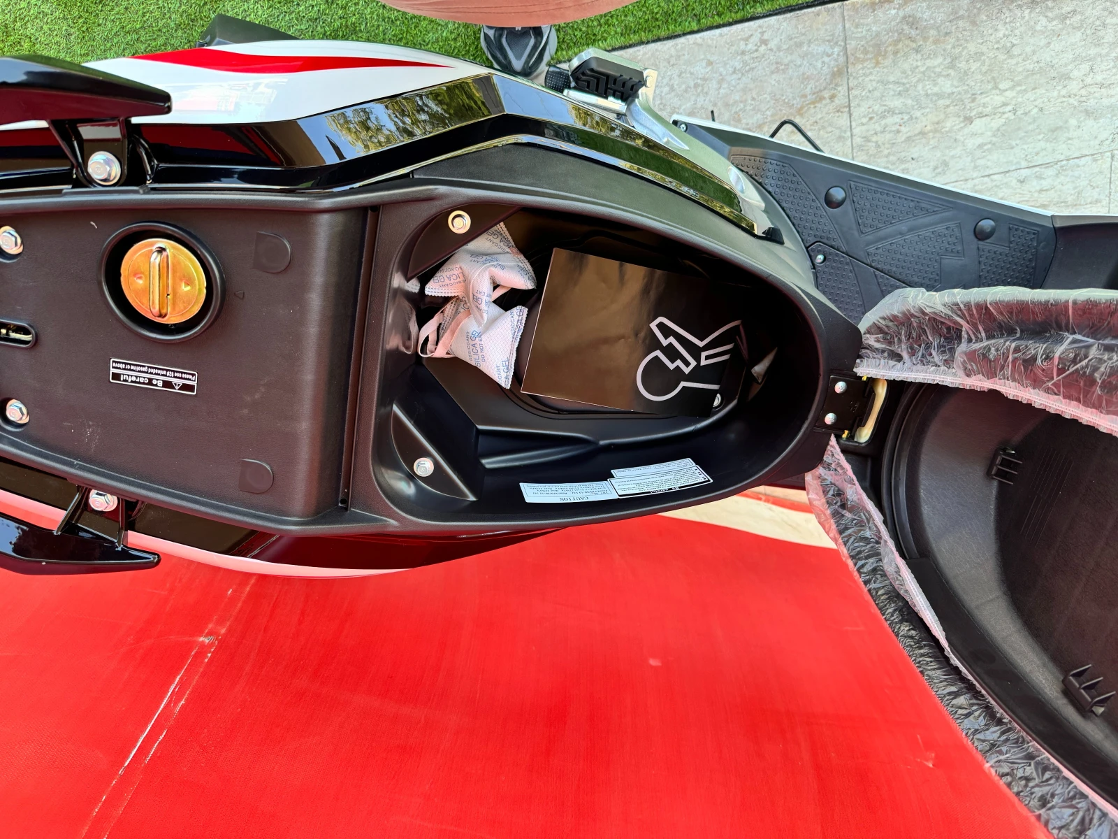 Honda Ns MOTO XRS 50 4T, снимка 14 - Мотоциклети и мототехника - 55241506