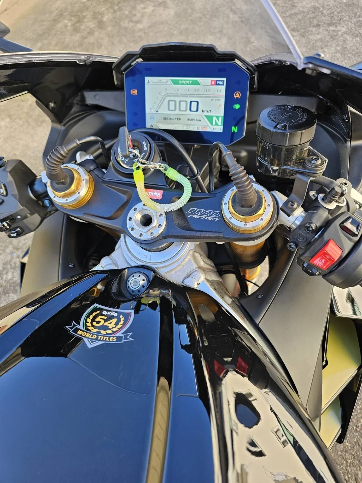 Aprilia RSV4 1100, снимка 11 - Мотоциклети и мототехника - 55803786