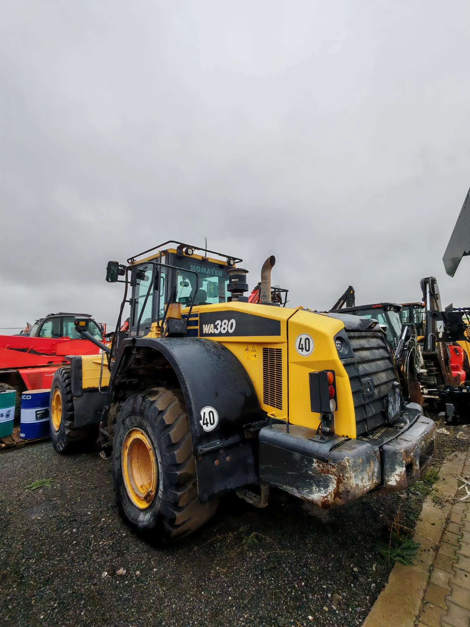 Челен товарач Komatsu WA380-7