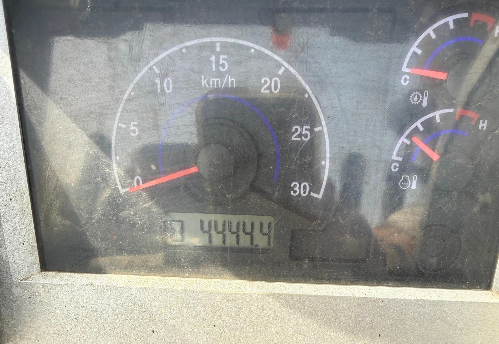 ������� DOOSAN 4.3LPG | Mobile.bg � ����������� 9