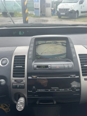 Toyota Prius 1, 5 hybrid - automatic, снимка 12