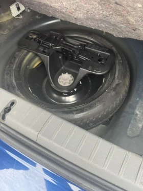 Toyota Prius 1, 5 hybrid - automatic, снимка 6