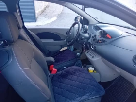 Renault Twingo - 2300 € / 4498.41 лв. - 98357527 11
