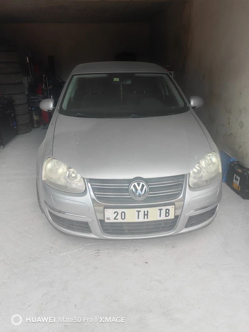 VW Jetta 1.9TDI, снимка 2 - Автомобили и джипове - 47348784