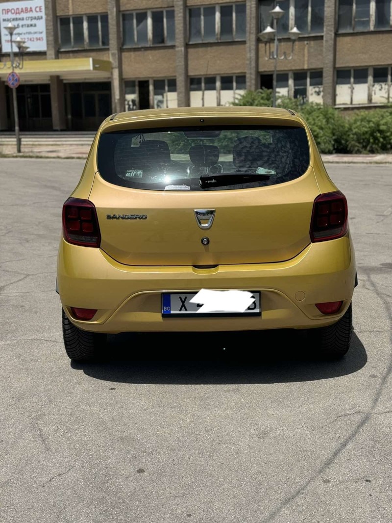 Dacia Sandero, снимка 3 - Автомобили и джипове - 45975125