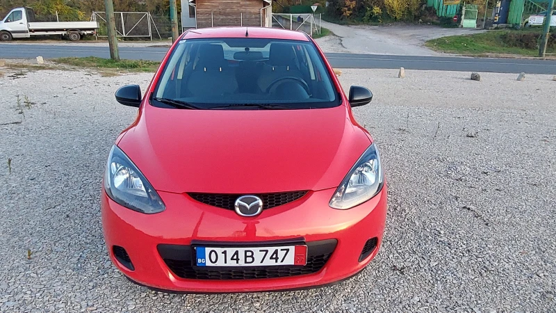 Mazda 2 1.3i-86000км Германия ОТЛИЧНА, снимка 2 - Автомобили и джипове - 47805886