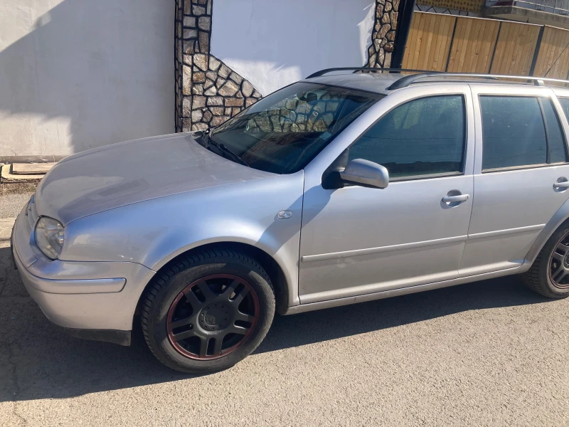 VW Golf, снимка 4 - Автомобили и джипове - 47845099