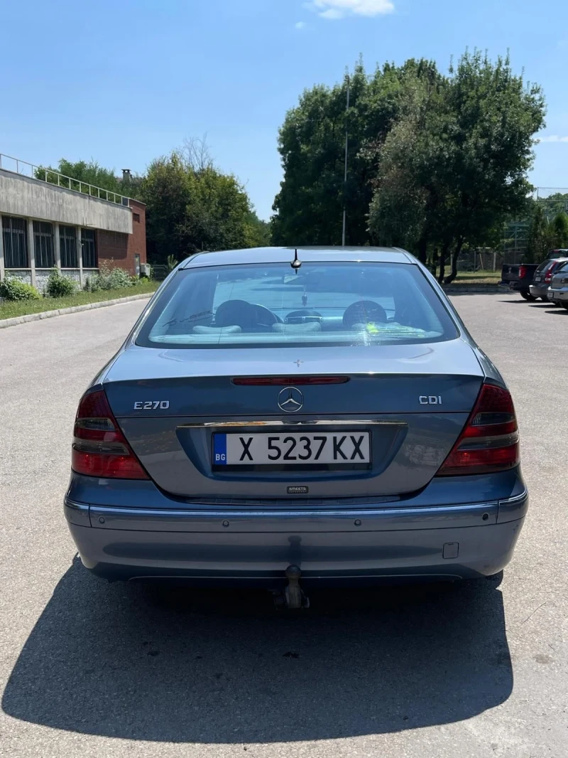 Mercedes-Benz E 270, снимка 4 - Автомобили и джипове - 47868560