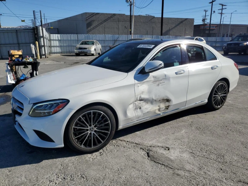 Mercedes-Benz C 300 AMG* Одухване* Мъртв. тоя, снимка 3 - Автомобили и джипове - 48658318