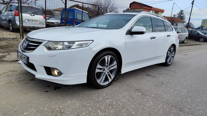 Honda Accord 2.2 i-DTEC Type S, снимка 3 - Автомобили и джипове - 48953916