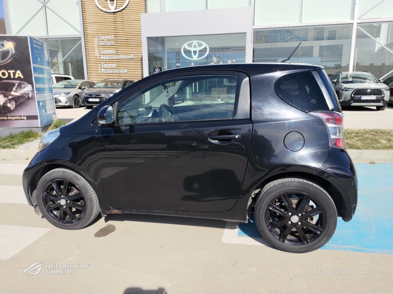 Toyota IQ, снимка 2 - Автомобили и джипове - 49472578