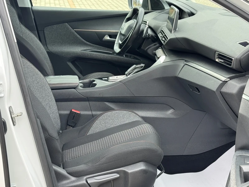 Peugeot 5008 1.6HDI-АВТОМАТ-GRIP-КОНТРОЛ-7-МЕСТНА-118Х.КМ-НОВА, снимка 12 - Автомобили и джипове - 49684917