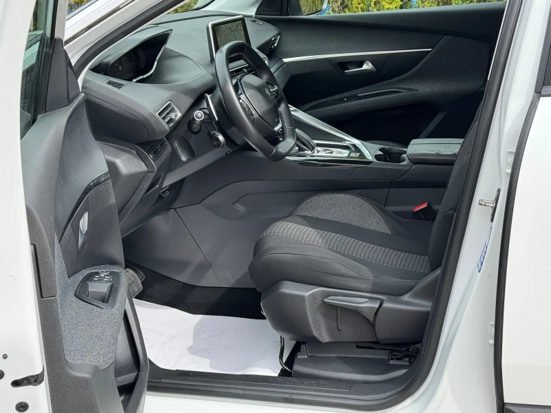 Peugeot 5008 1.6HDI-АВТОМАТ-GRIP-КОНТРОЛ-7-МЕСТНА-118Х.КМ-НОВА, снимка 8 - Автомобили и джипове - 49684917