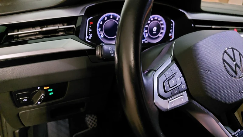 VW Arteon Facelift, снимка 8 - Автомобили и джипове - 52460381