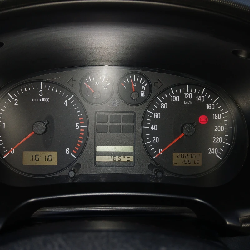 Seat Toledo, снимка 9 - Автомобили и джипове - 52354881