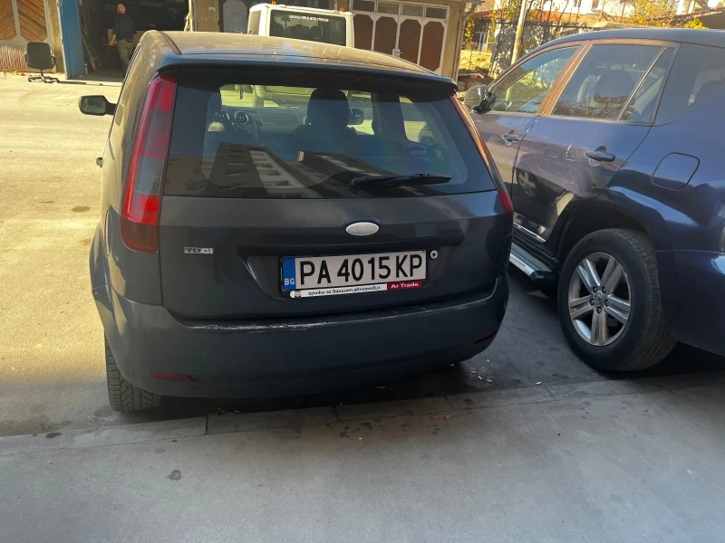 Ford Fiesta 1.4 dizel 2003год, снимка 3 - Автомобили и джипове - 52659379