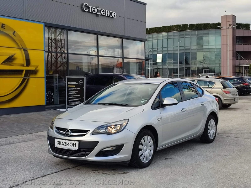 Opel Astra Enjoy 4DR 1.6i (116hp) MT5