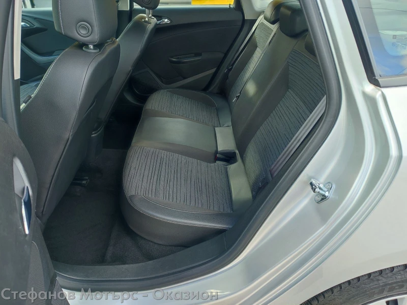 Opel Astra Enjoy 4DR 1.6i (116hp) MT5, снимка 13 - Автомобили и джипове - 53098976