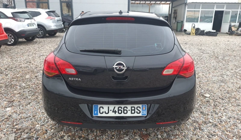 Opel Astra 1.4 i, снимка 5 - Автомобили и джипове - 53295179