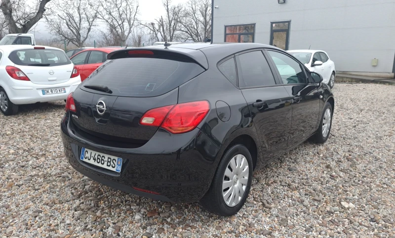 Opel Astra 1.4 i, снимка 6 - Автомобили и джипове - 53295179