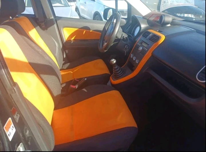Opel Agila, снимка 6 - Автомобили и джипове - 52527731