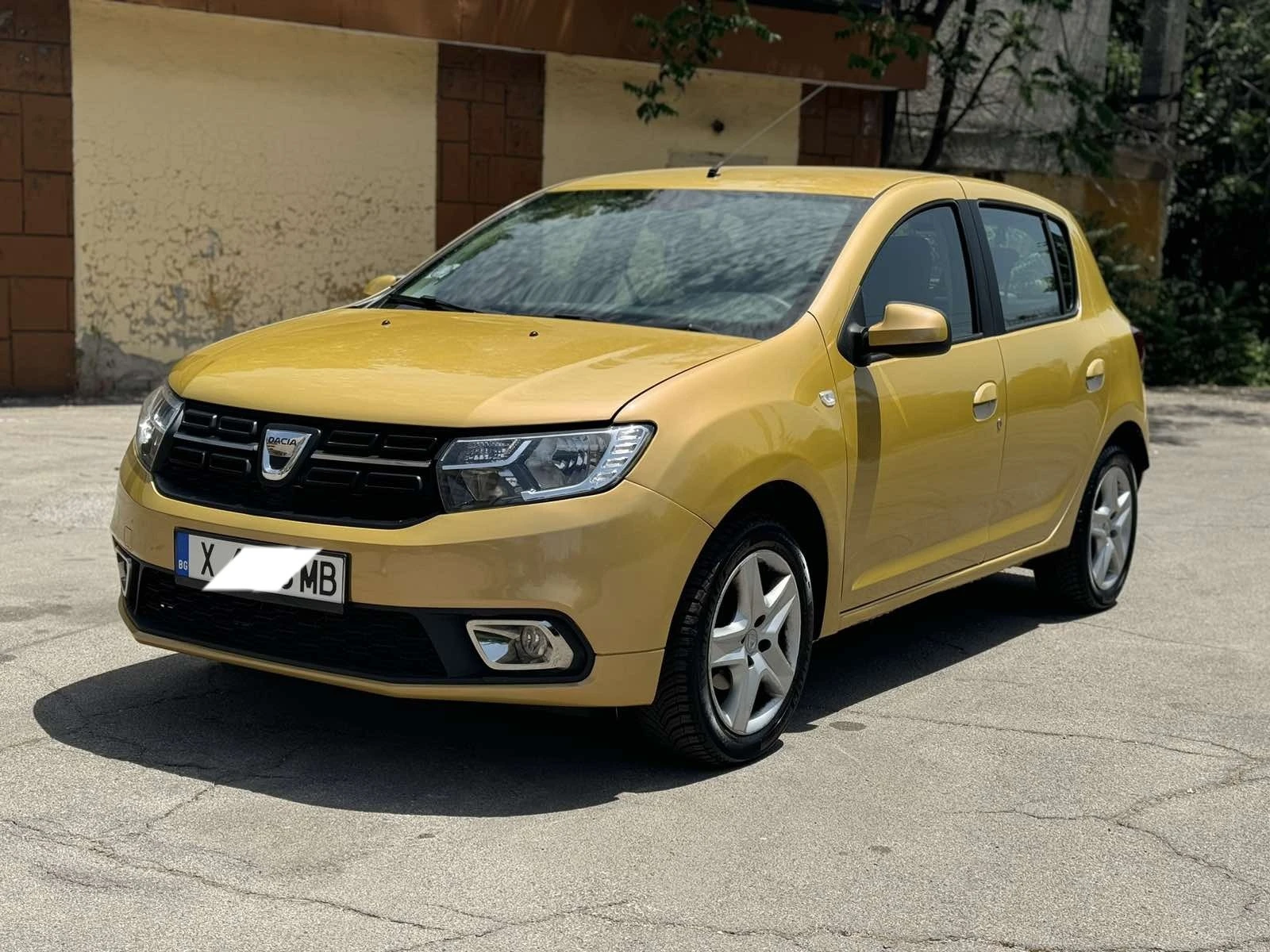 Dacia Sandero  - изображение 7