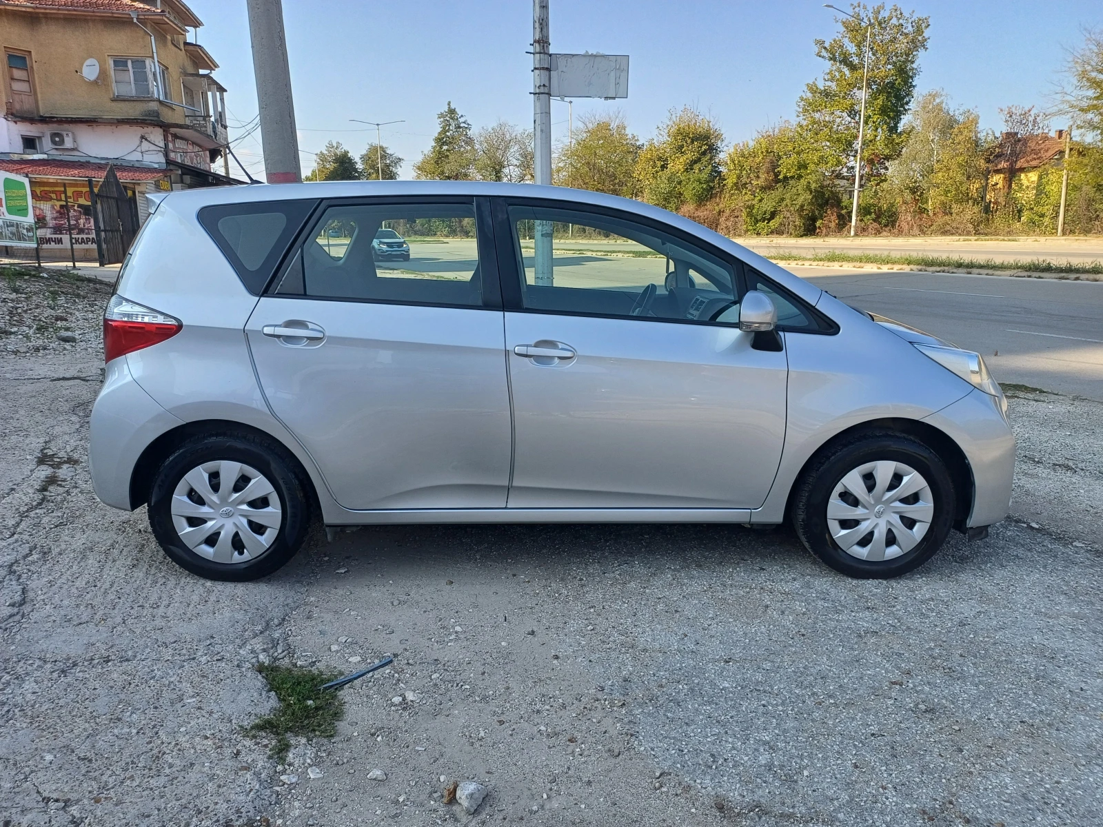 Toyota Verso S 1.3I 99K.S (97665km) - изображение 4