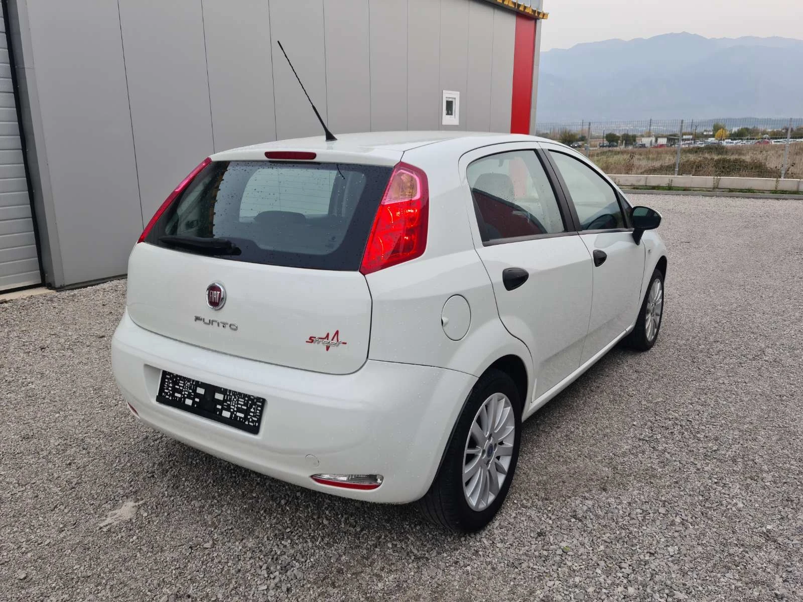 Fiat Punto 1.3MJT.G.PUNTO EVO EURO5B - изображение 8