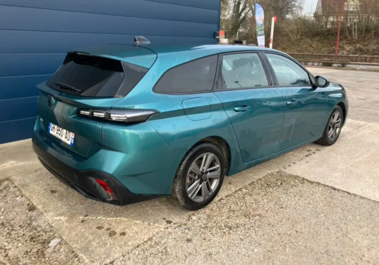Peugeot 308 1.5 BlueHDi ACTIVE 131 S&S EAT8 - изображение 2