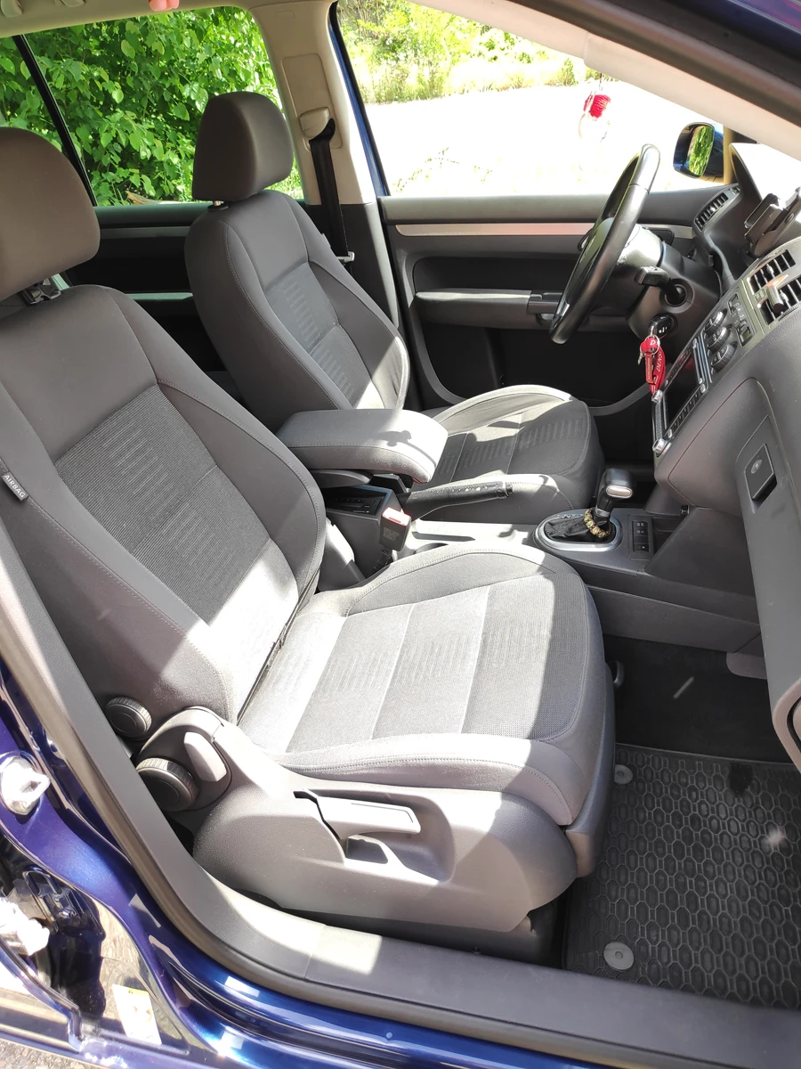 VW Touran  - изображение 8