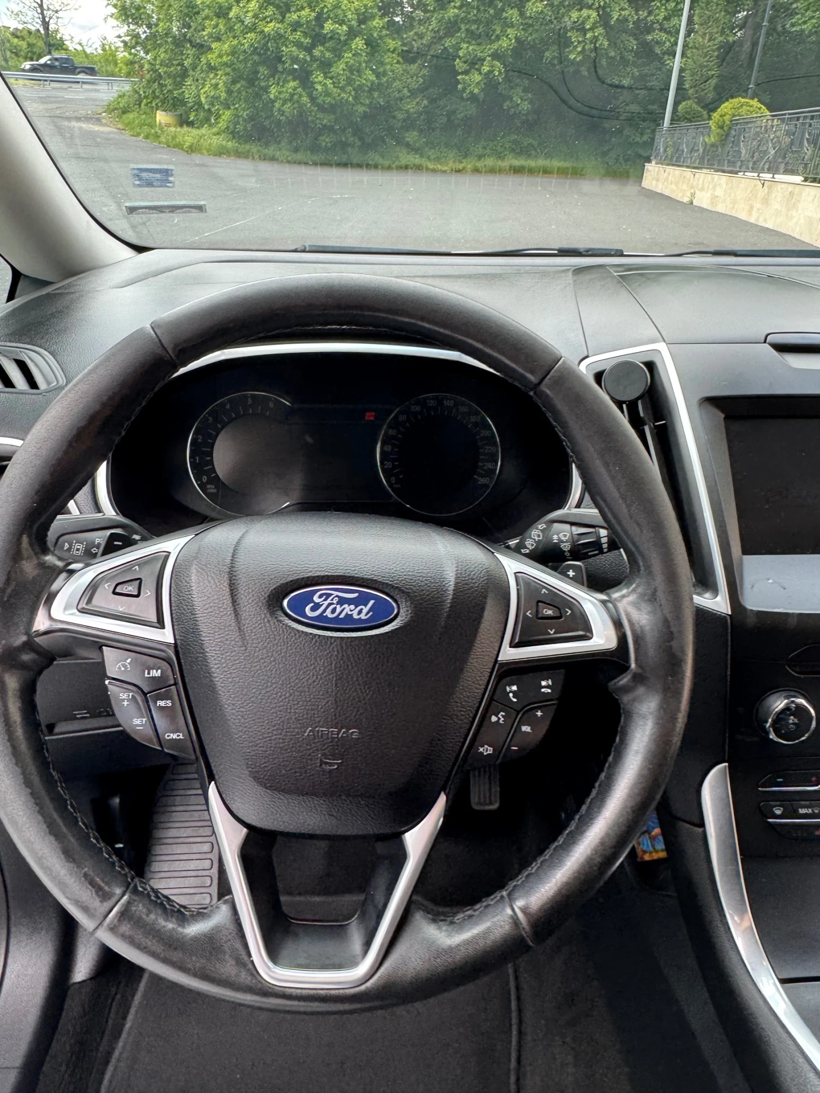 Ford Galaxy  - изображение 8