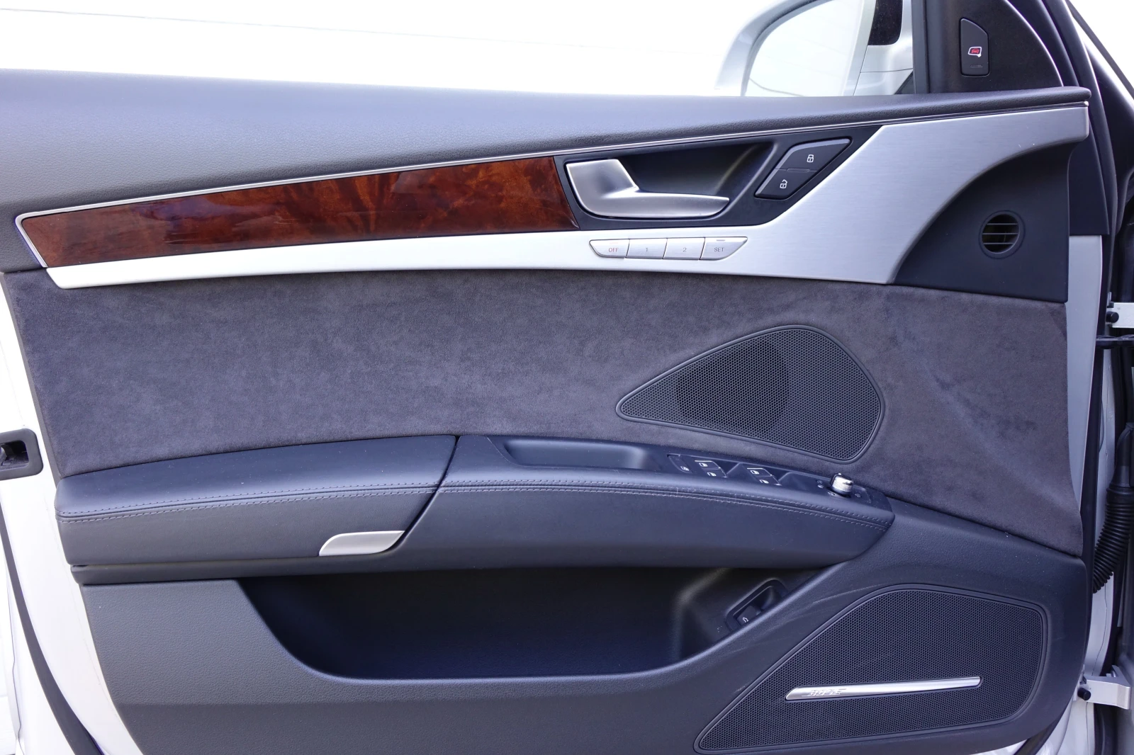 Audi A8 4.2TDI* BOSE* NAVI 3D* TV* SOLAR*  | Mobile.bg   14