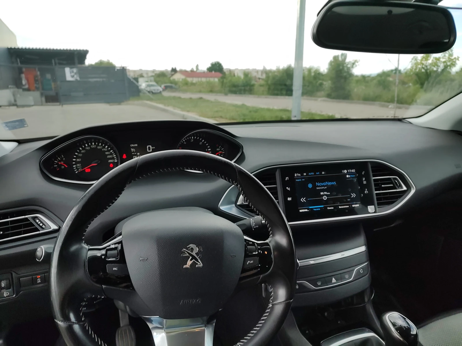 Peugeot 308  - изображение 9