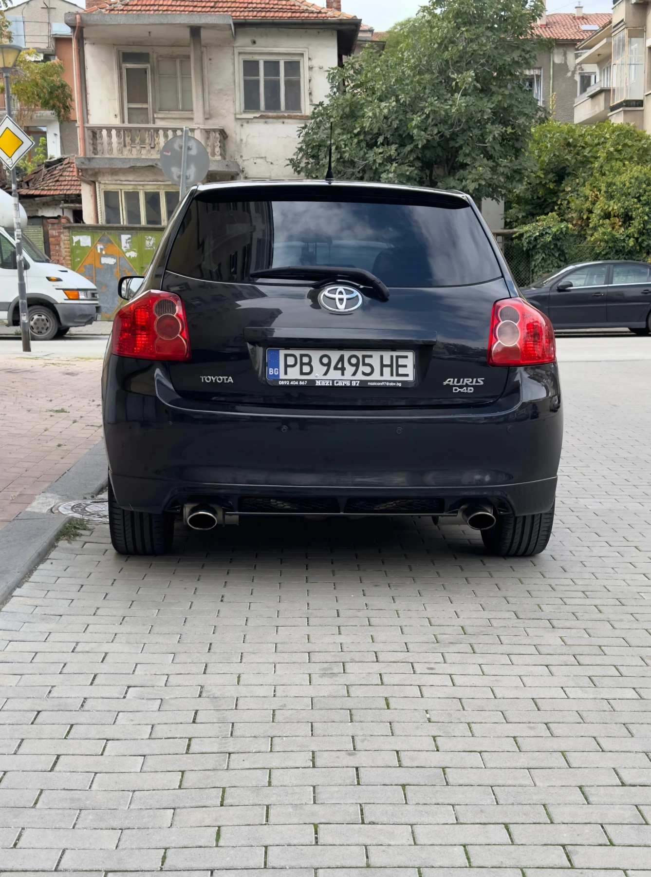 Toyota Auris  - изображение 3