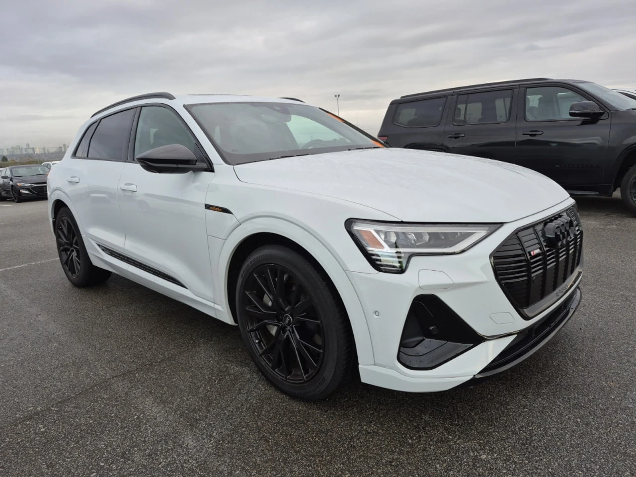 Audi E-Tron CARFAX* АВТОФИНАНСИРАНЕ БЕЗ ПЪРВОНАЧАЛНА ВНОСКА - изображение 2