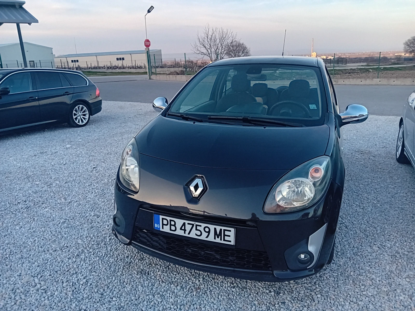 Renault Twingo, снимка 14 - Автомобили и джипове - 53759536
