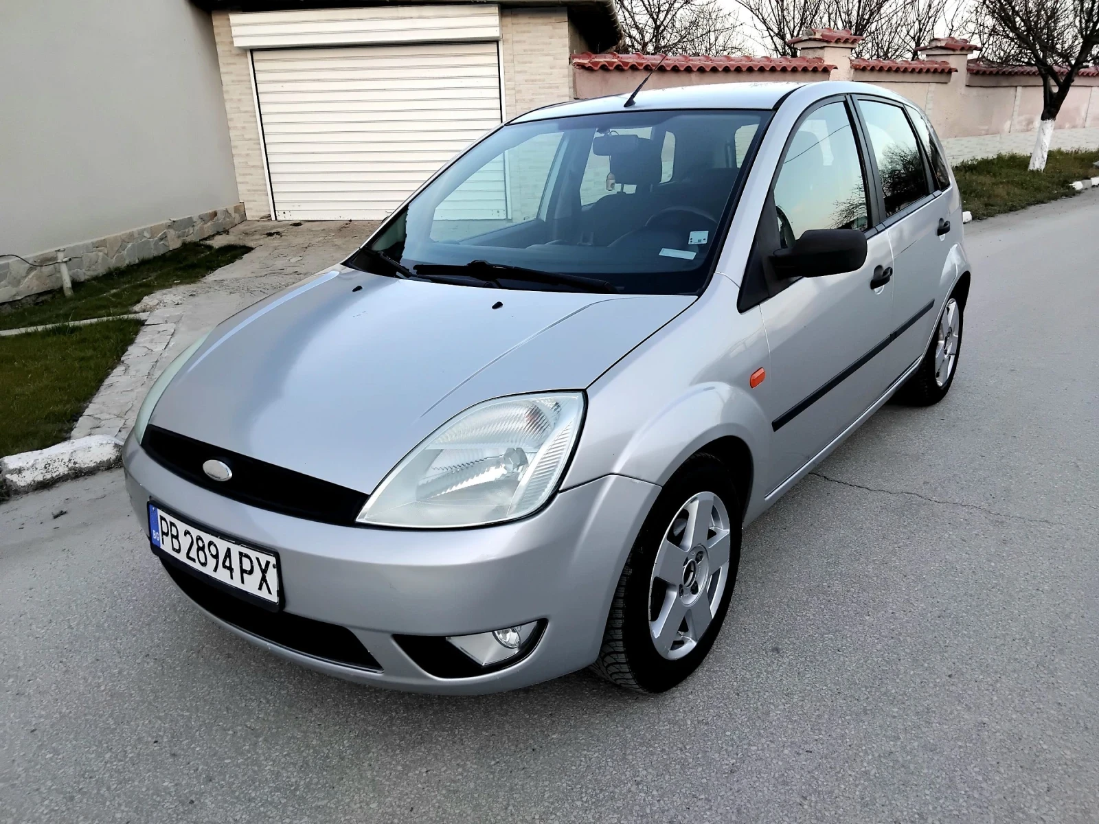 Ford Fiesta 1.4i.80k + КЛИМА + ГАЗОВ ИНЖЕКЦИОН , снимка 7 - Автомобили и джипове - 53772486