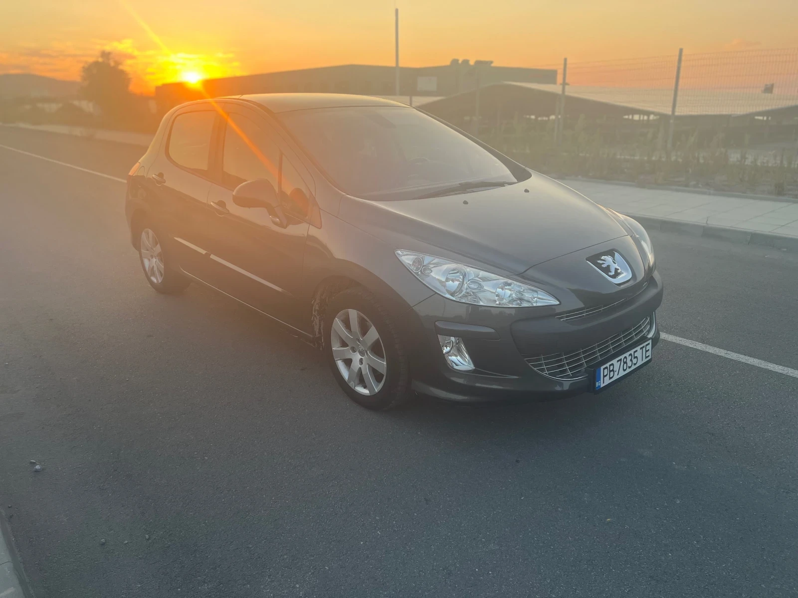 Peugeot 308 1, 6HDI* Панорама* Климатроник* 110к.с* ТОП, снимка 5 - Автомобили и джипове - 53860482