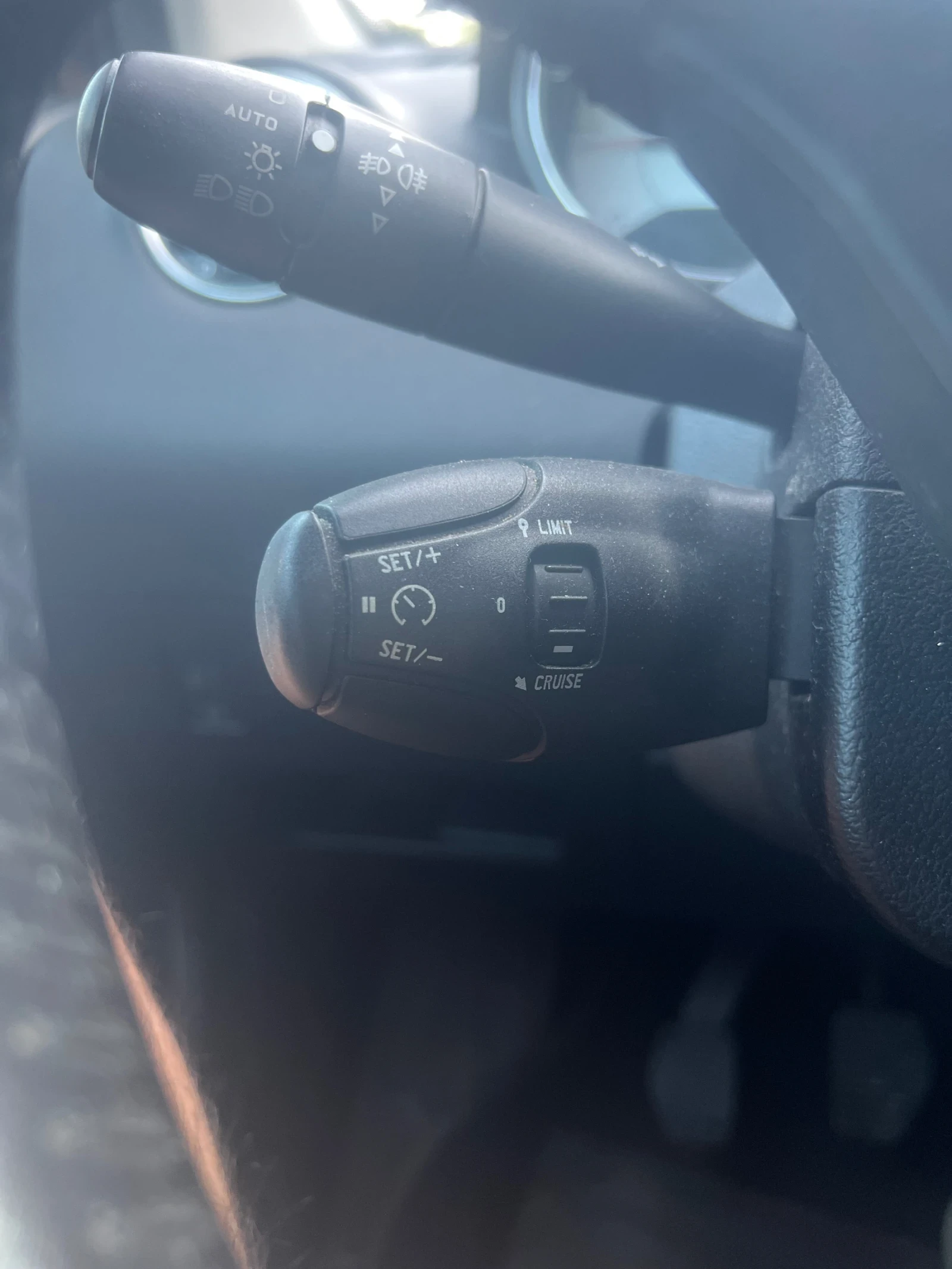 Peugeot 308 1, 6HDI* ��������* �����������* 110�.�* ��� | Mobile.bg � ����������� 13