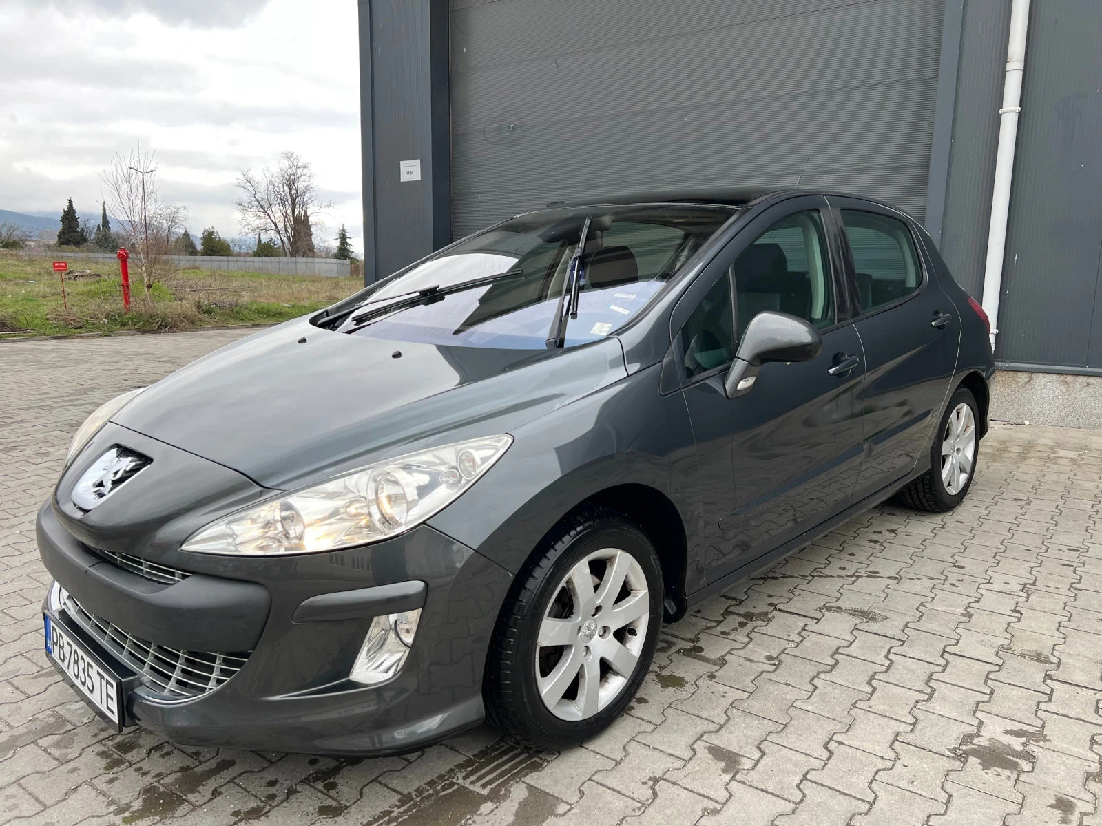 Peugeot 308 1, 6HDI/ПЪЛНА СЕРВИЗНА ИСТОРИЯ/Панорама 