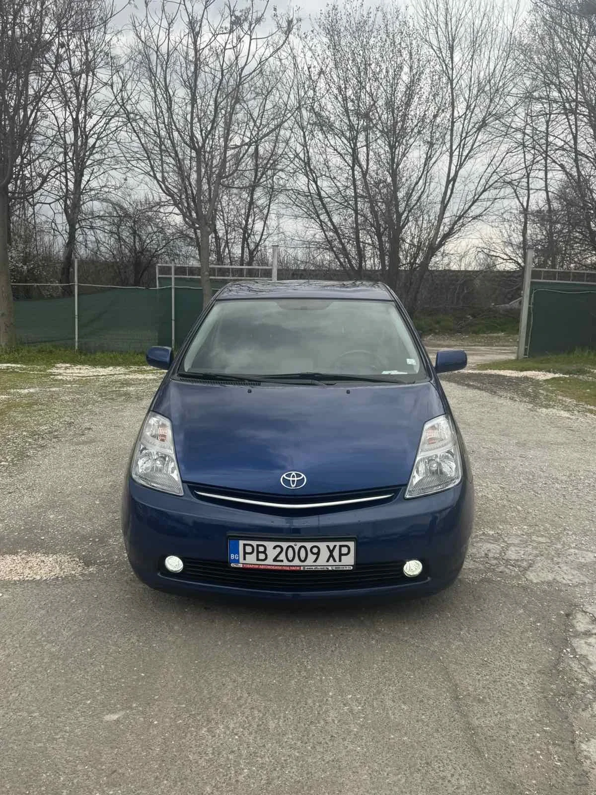 Toyota Prius 1, 5 hybrid - automatic