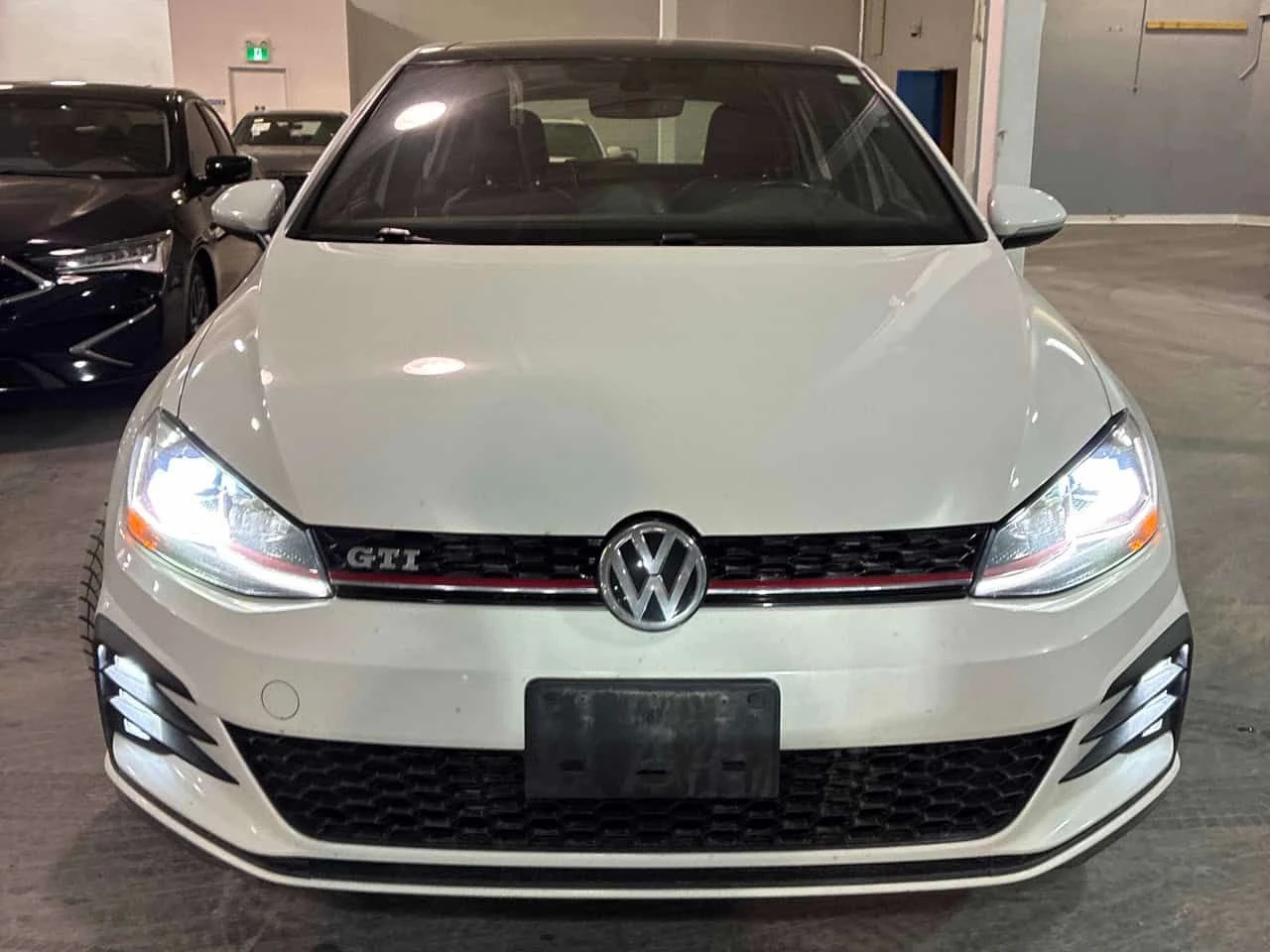 VW Golf GTI| ОТ ПРЕДСТАВИТЕЛСТВО| КЛИПОВЕ| CARFAX, снимка 3 - Автомобили и джипове - 54641935