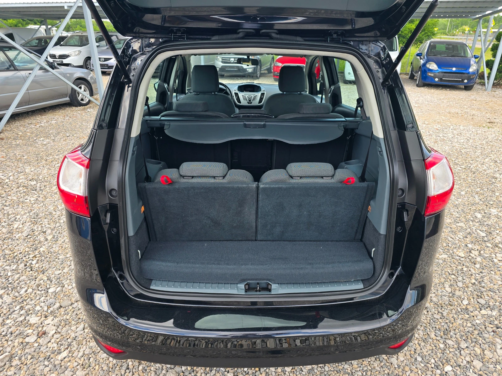 Ford C-max 1.6 TDCI 95кс7 МЕСТА , снимка 13 - Автомобили и джипове - 54674869