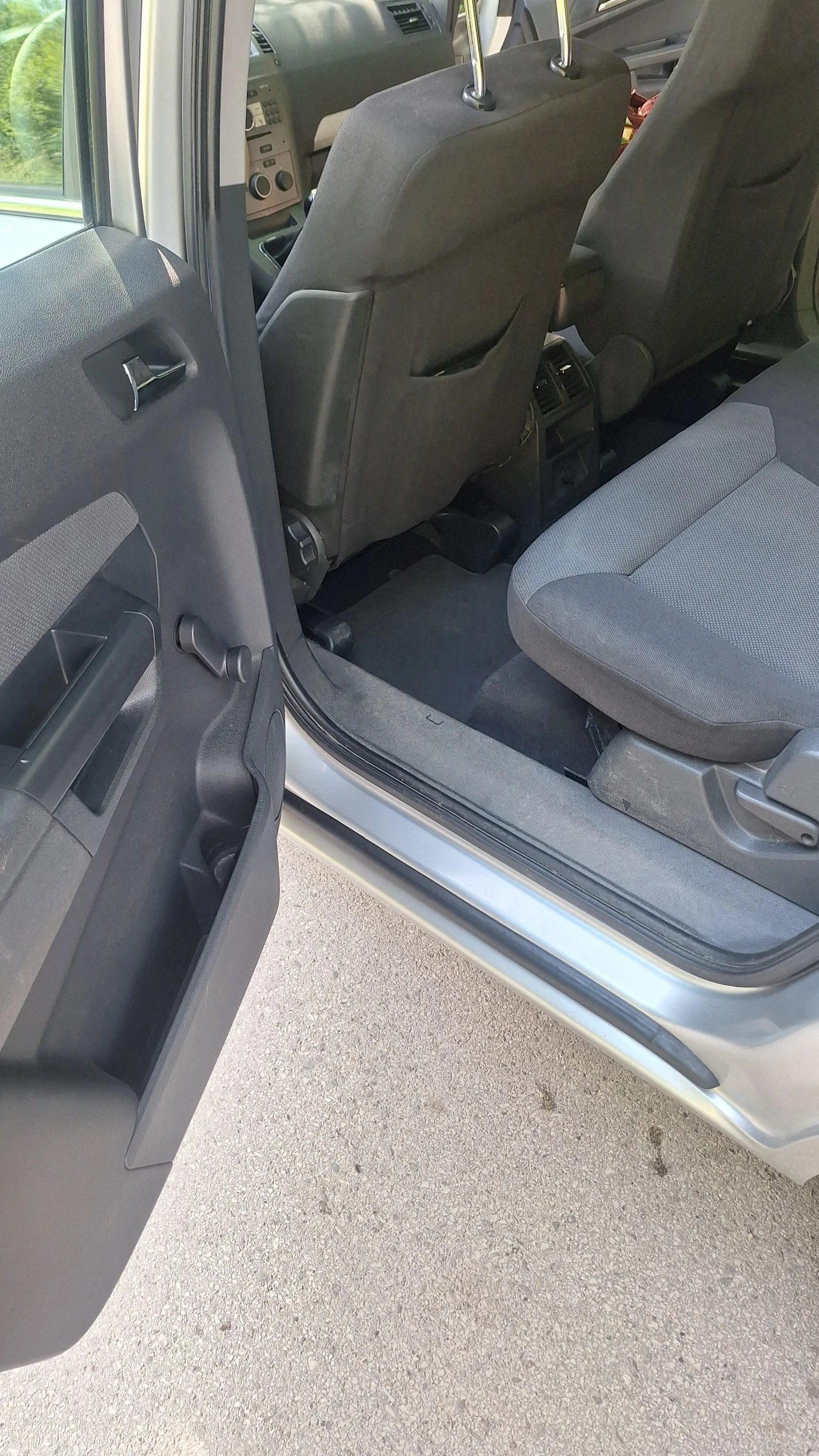 Opel Zafira B Enjoy, снимка 9 - Автомобили и джипове - 54703361