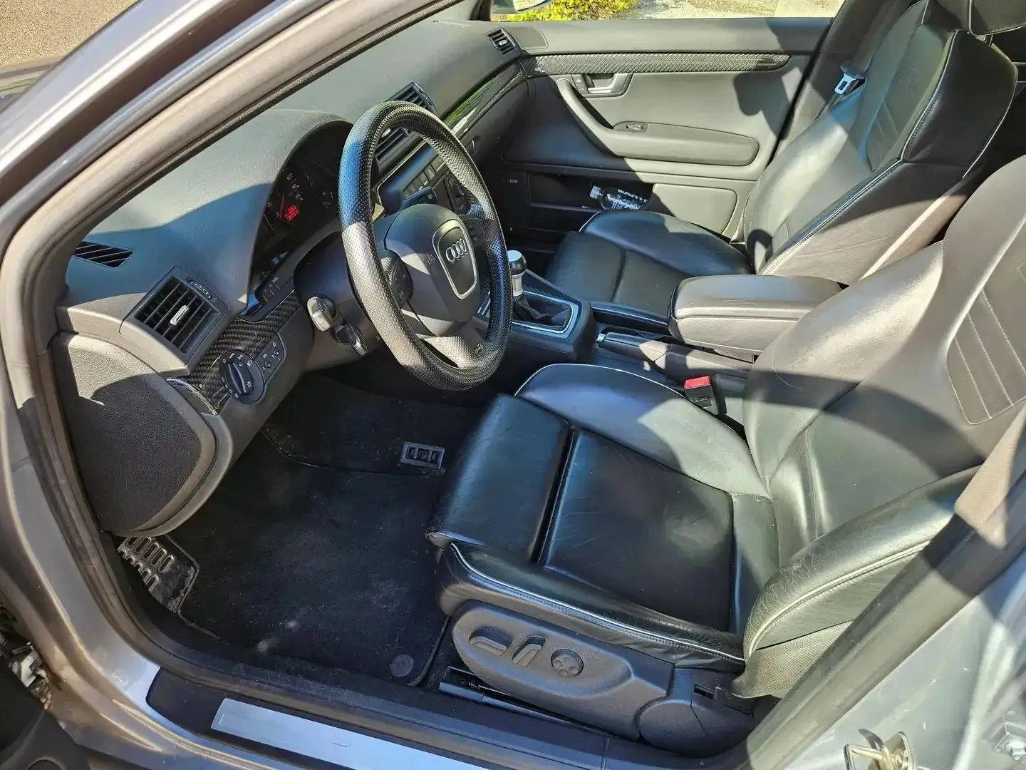 Audi Rs4 АВТОКРЕДИТ ЦЕНА ДО БЪЛГАРИЯ, снимка 5 - Автомобили и джипове - 54739462