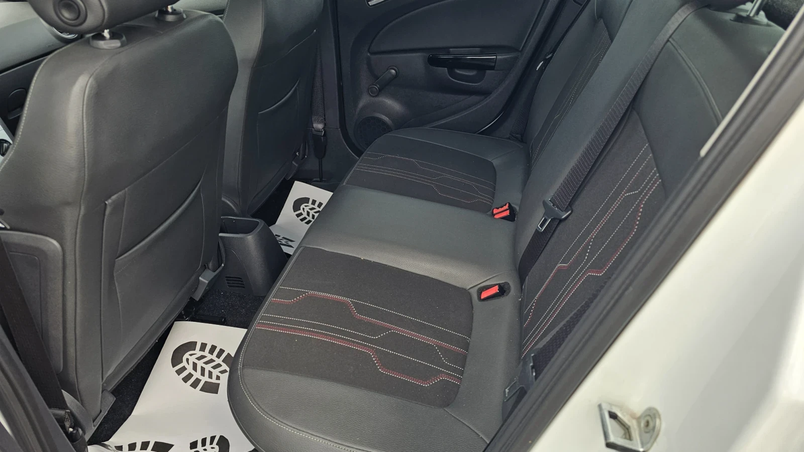 Opel Corsa 1.3CDTI- COSMO-TOPP, снимка 12 - Автомобили и джипове - 55332069